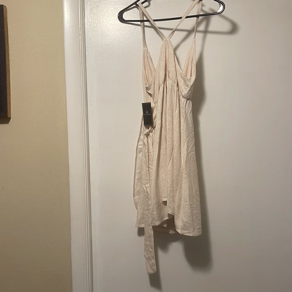 NWT VOLCOM DRESS small - Picture 7 of 7